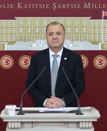 chp-li-aygun-dan-nukleer-tepki-1776847972-389_large
