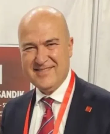 chp-li-bakan-dan-okul-guvenligi-cagrisi-uzman-erbaslar-okullarda-gorev-alabilir-1776175514-273_large