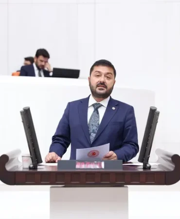 chp-li-yazgan-dan-hekimlere-yesil-pasaport-teklifi-1775839348-206_large