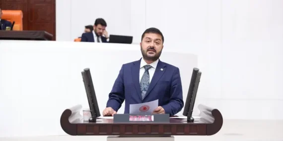 CHP’li Yazgan’dan hekimlere yeşil pasaport teklifi