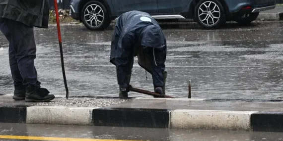 Manisa sağanak yağışa karşı seferber