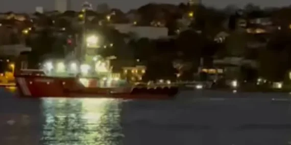 yenikoy-aciklarinda-karaya-oturan-kappa-kurtarildi-1777356919-623_large
